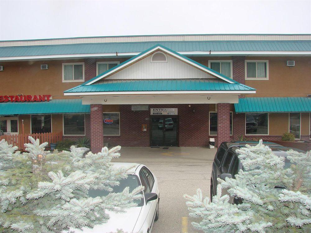 Canadas Best Value Inn & Suites-Castlegar Esterno foto