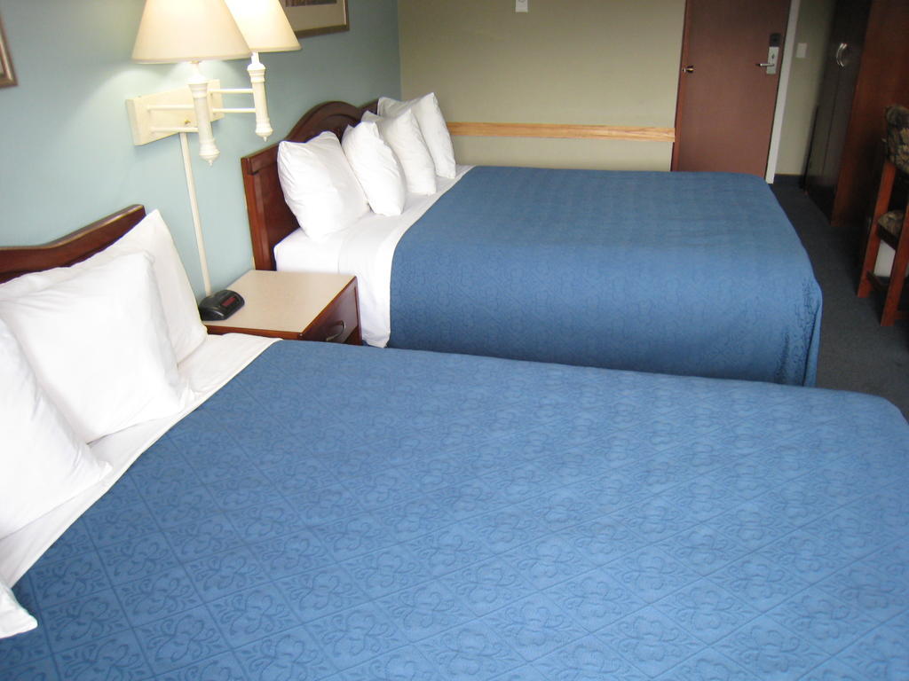 Canadas Best Value Inn & Suites-Castlegar Camera foto